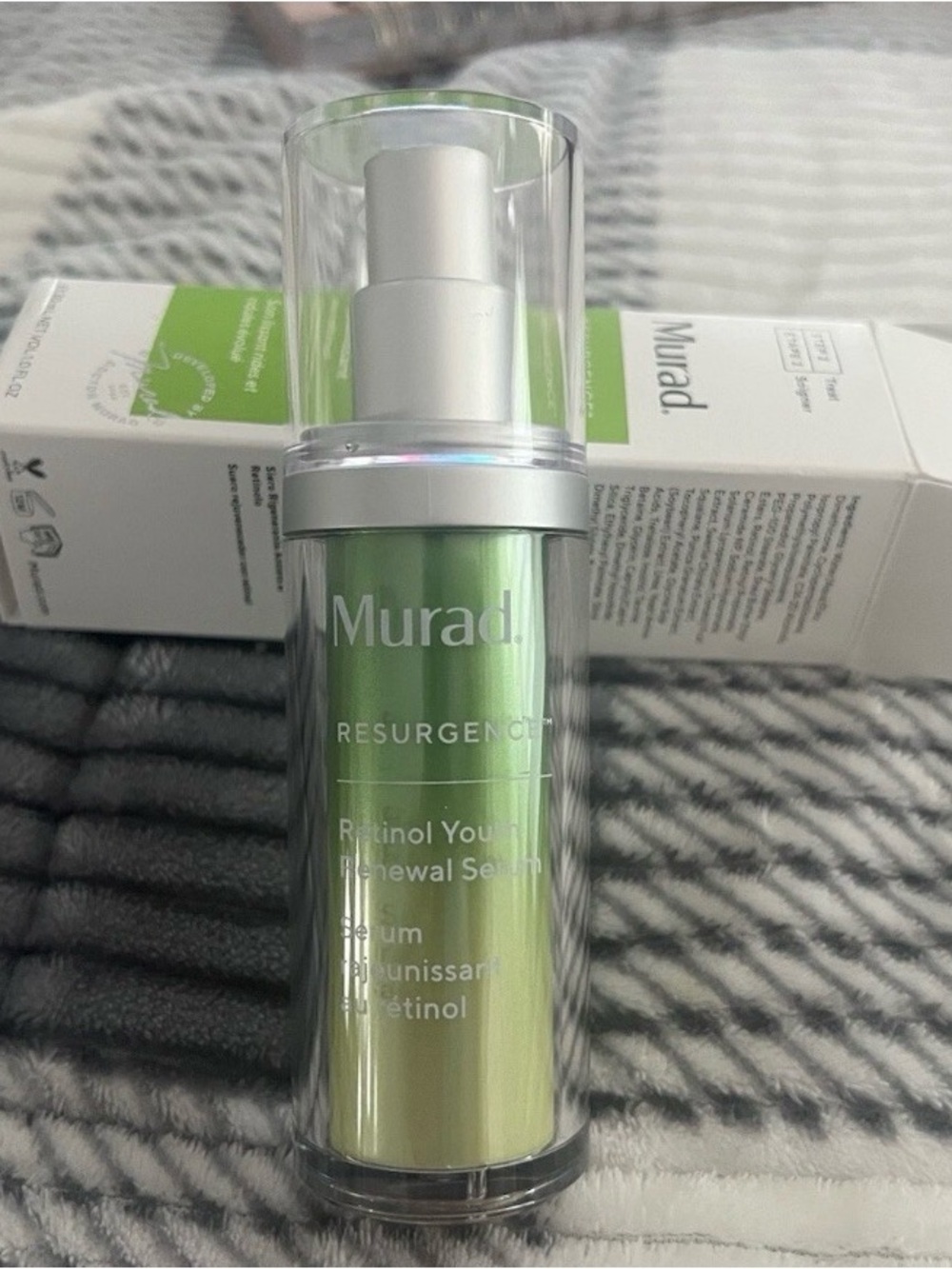 Murad Retinol Youth Renewal Serum - Light Green
